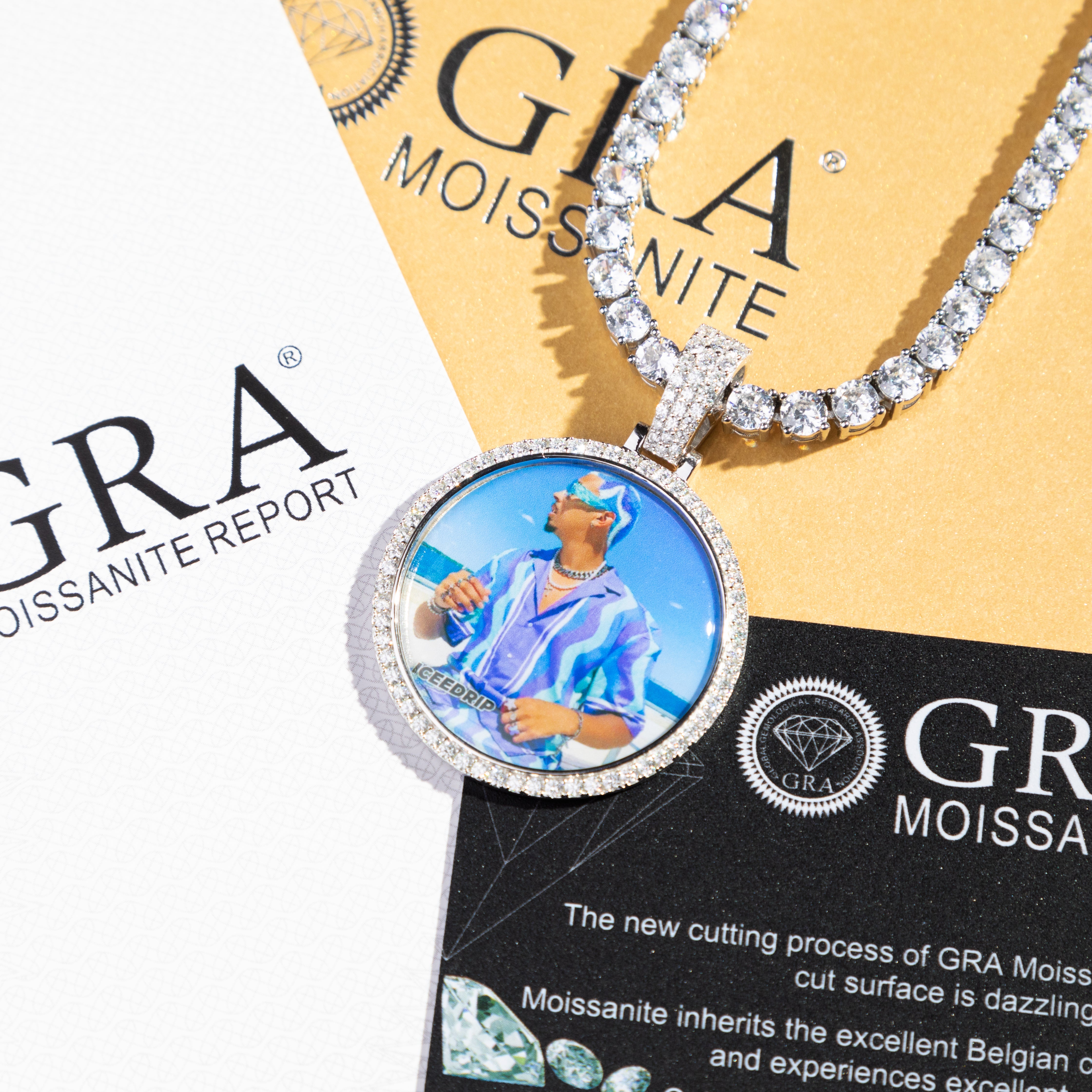 MOISSANITE
