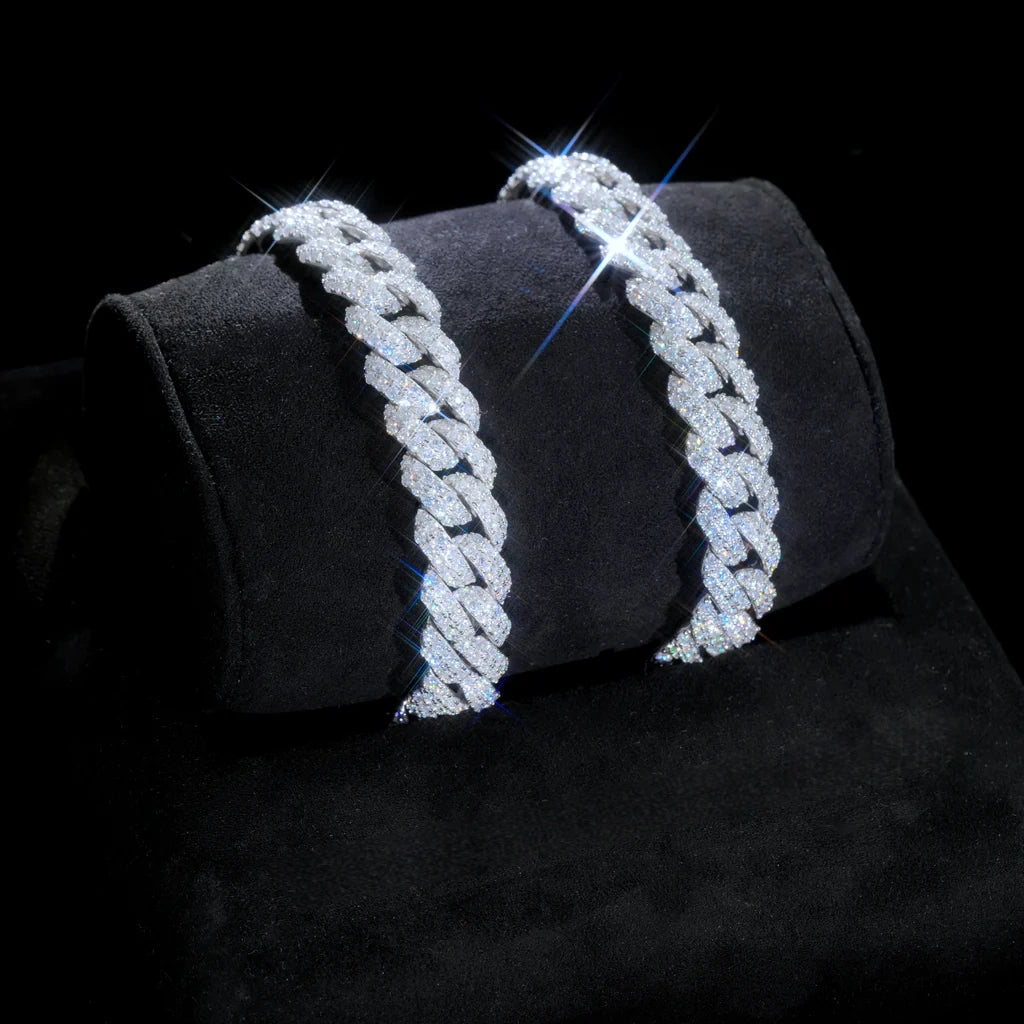 925S & VVS MOISSANITE 10MM CUBAN BRACELET