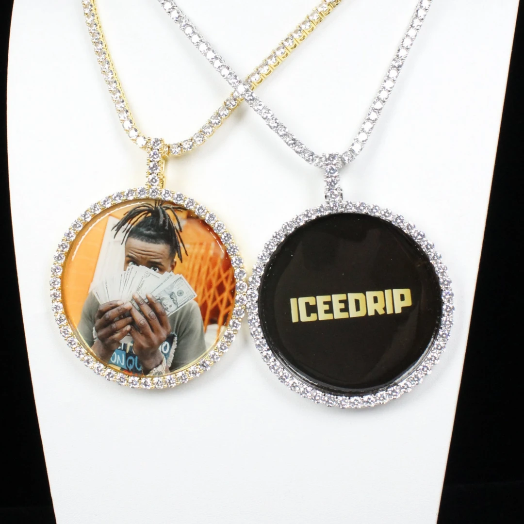 3D_Large_Circle_Custom_Picture_Pendant1_ICEEDRIP