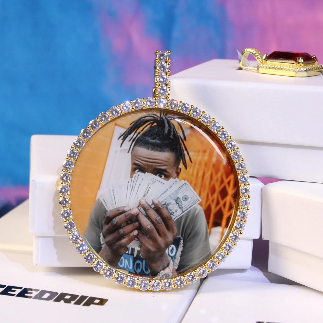 3D_Large_Circle_Custom_Picture_Pendant7_ICEEDRIP
