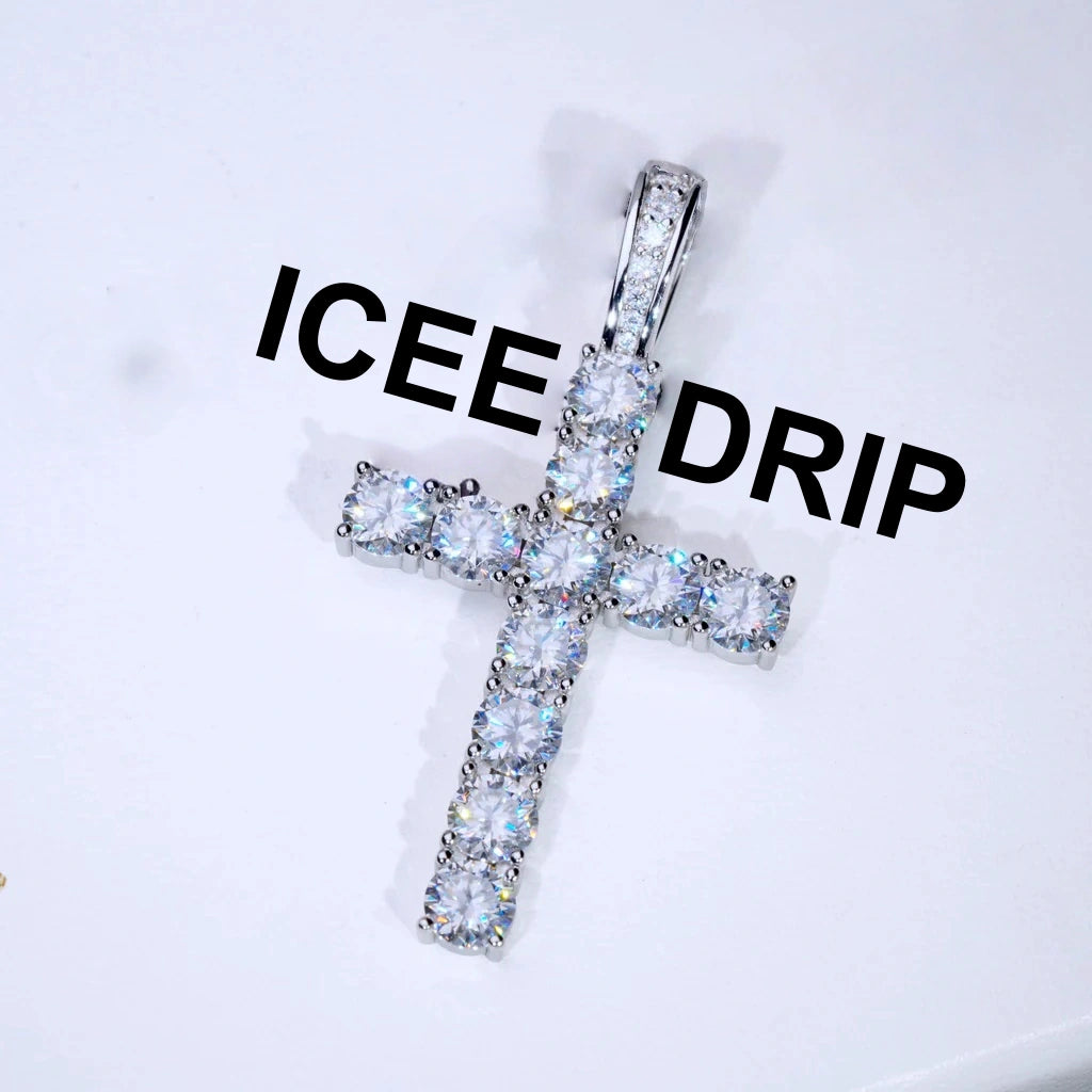4.51 Carat VVS Moissanite Cross In White Gold_ICEEDRIP JEWELRY
