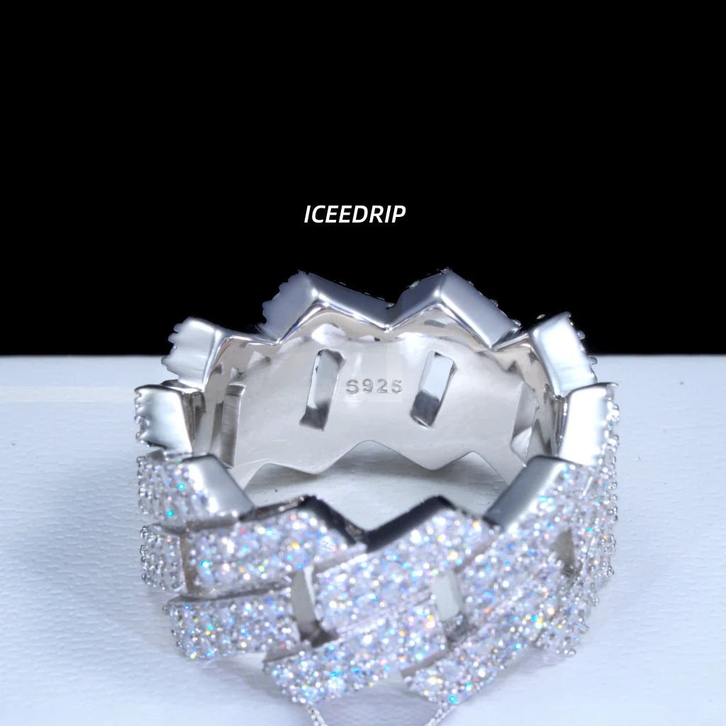 925S & VVS Moissanite Cuban Link Ring White Gold