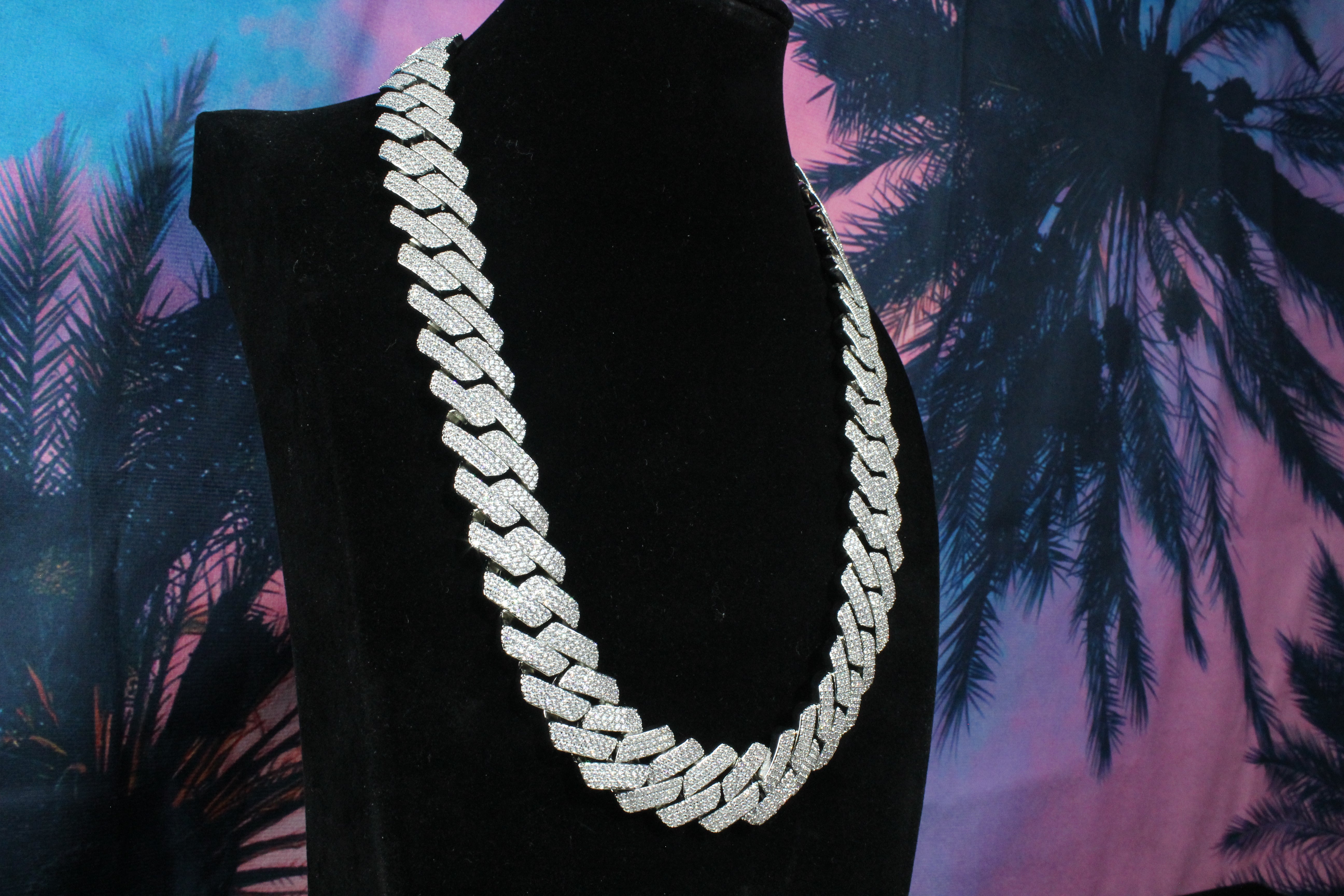 Prong Cuban Link Chain - 19MM 3-Row Link Chain | ICEEDRIP