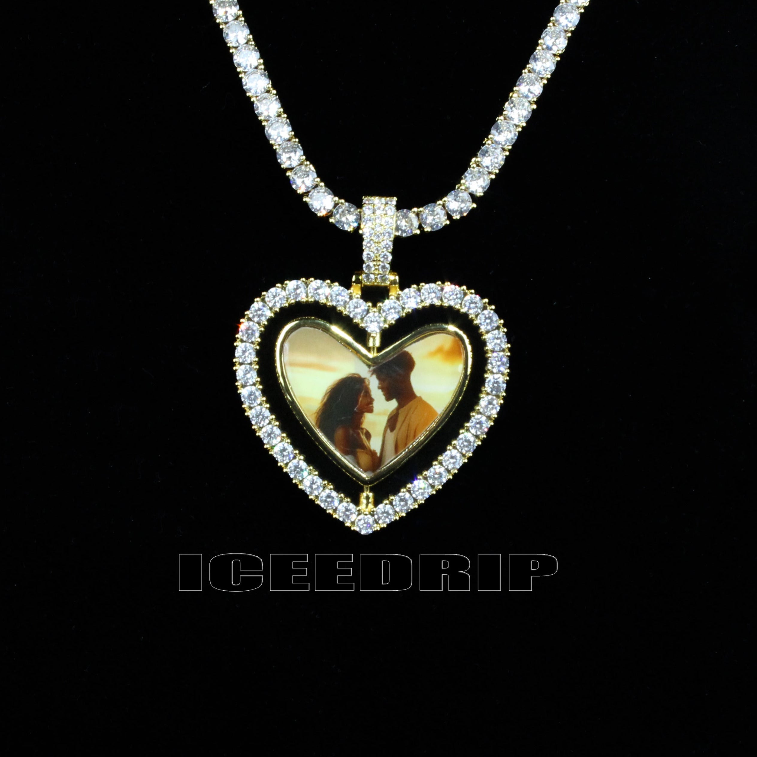 3D Spinning 2-Faced Heart Custom Photo Pendant