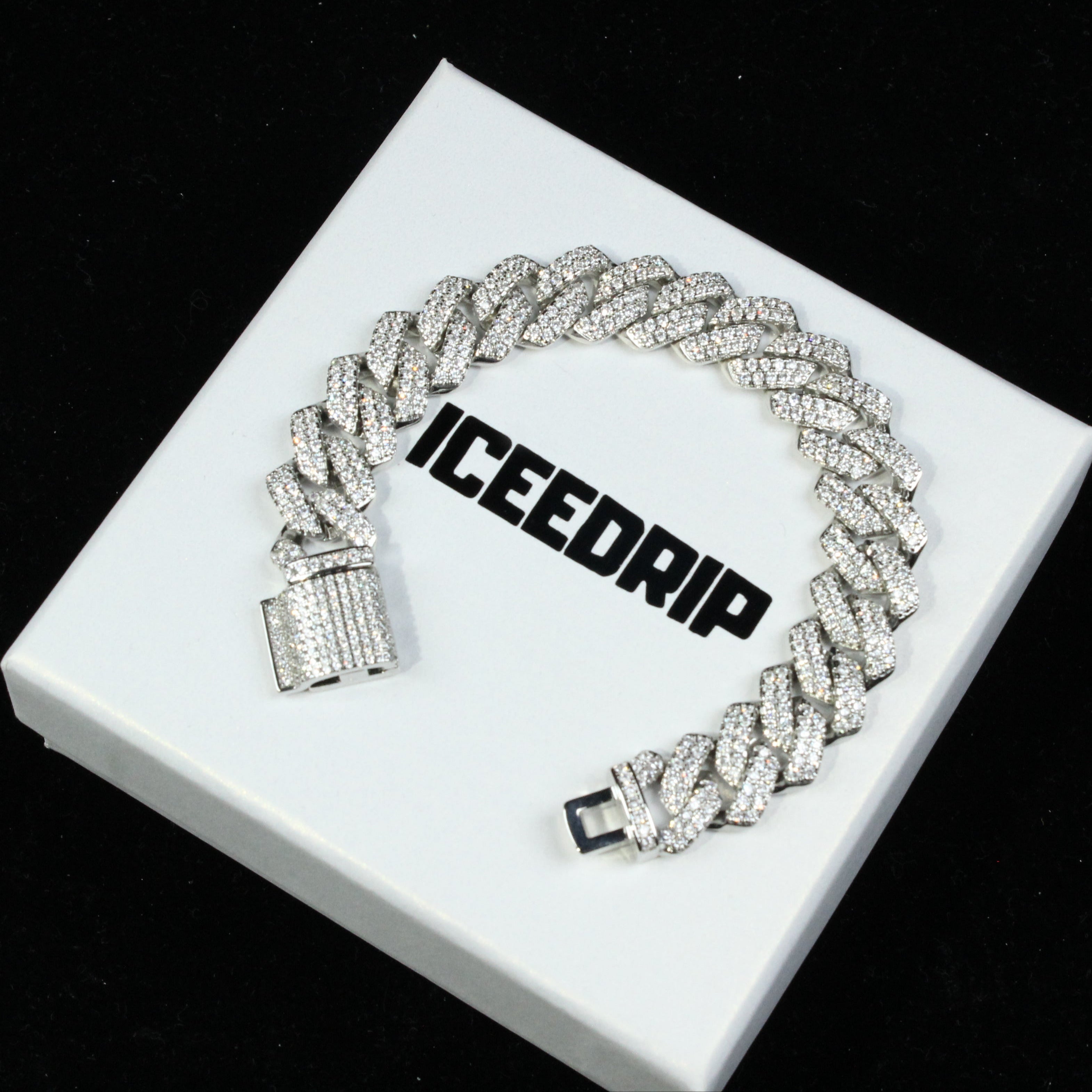 10MM Cuban Link Bracelet  In White Gold
