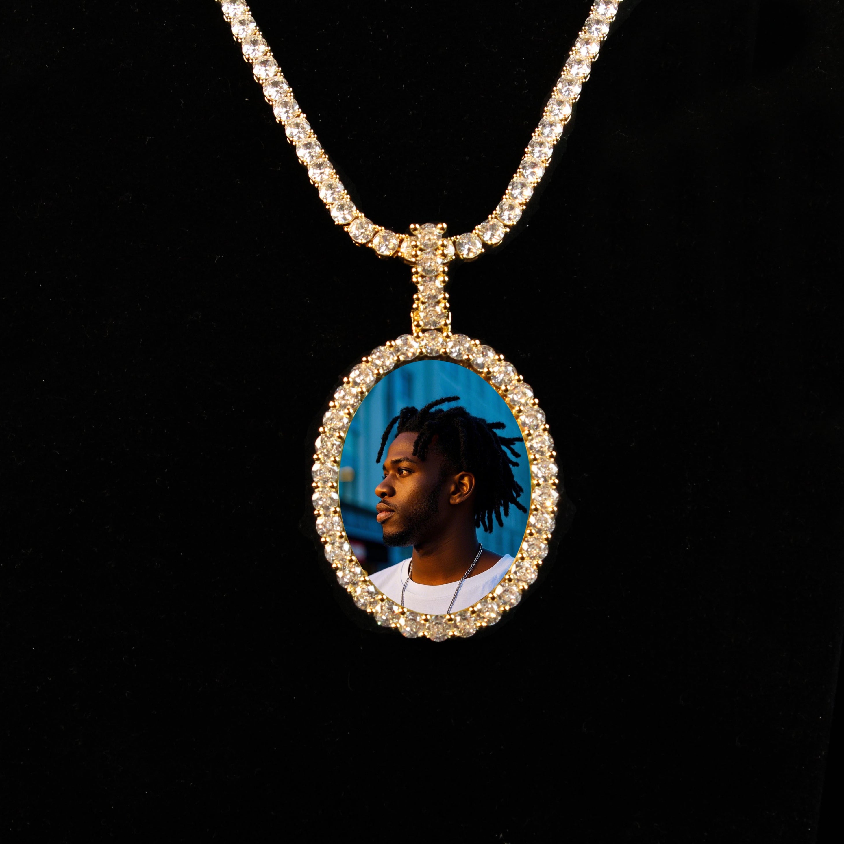 3D Oval Custom Picture Pendant