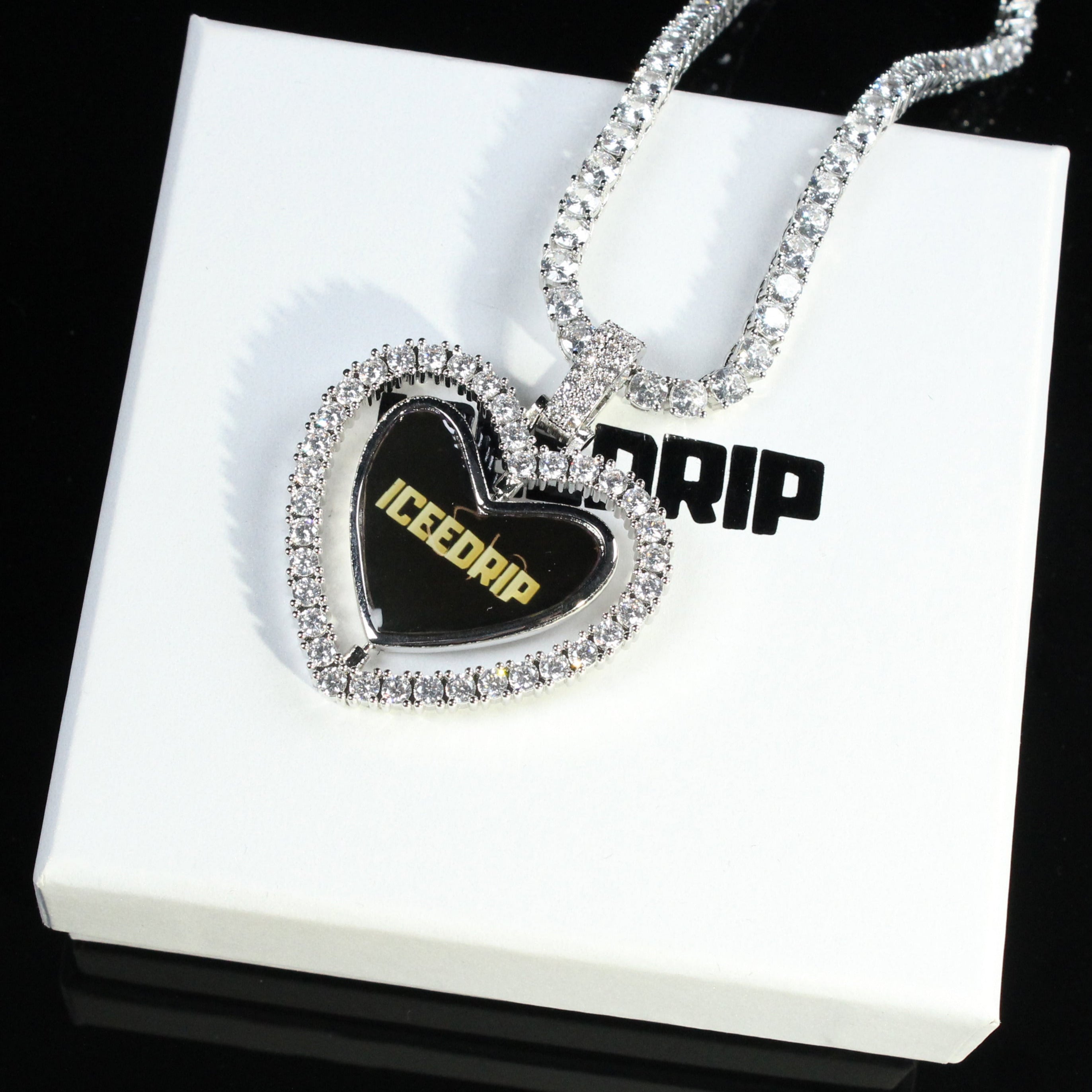 3D Spinning 2-Faced Heart Custom Photo Pendant