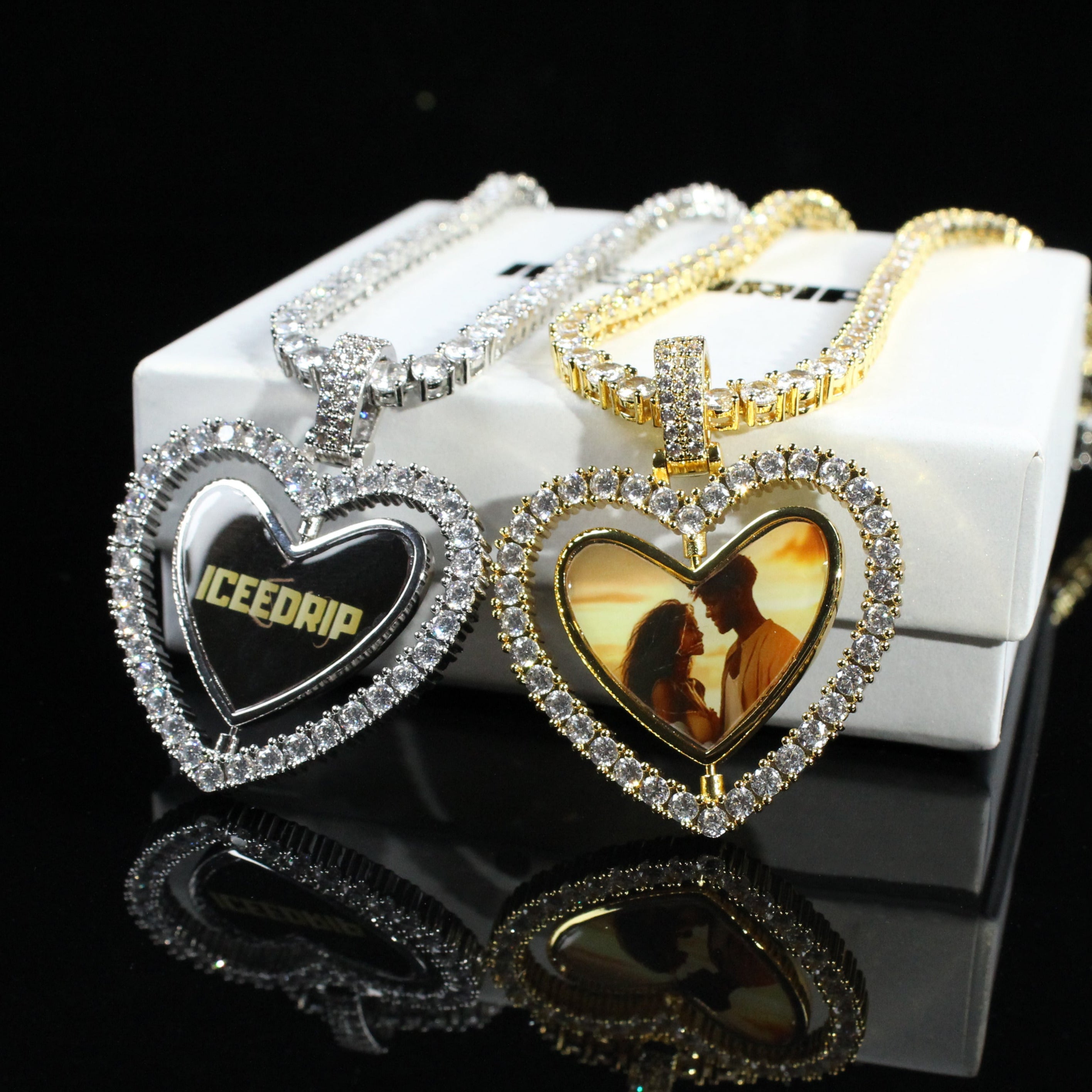 3D Spinning 2-Faced Heart Custom Photo Pendant
