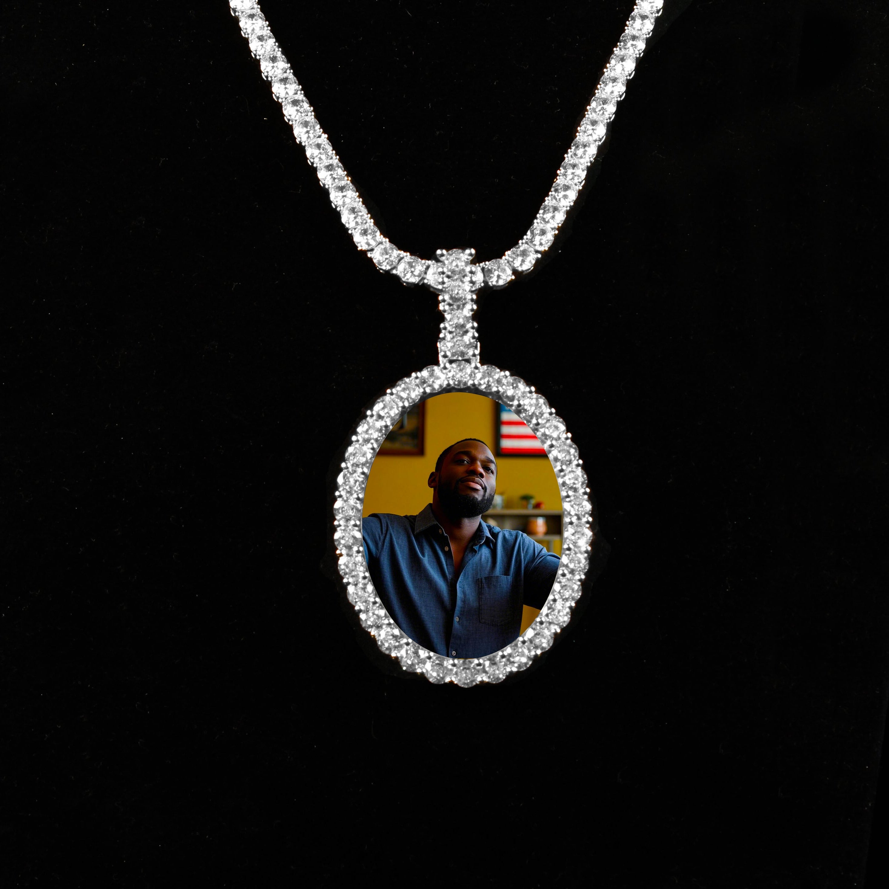 3D Oval Custom Picture Pendant