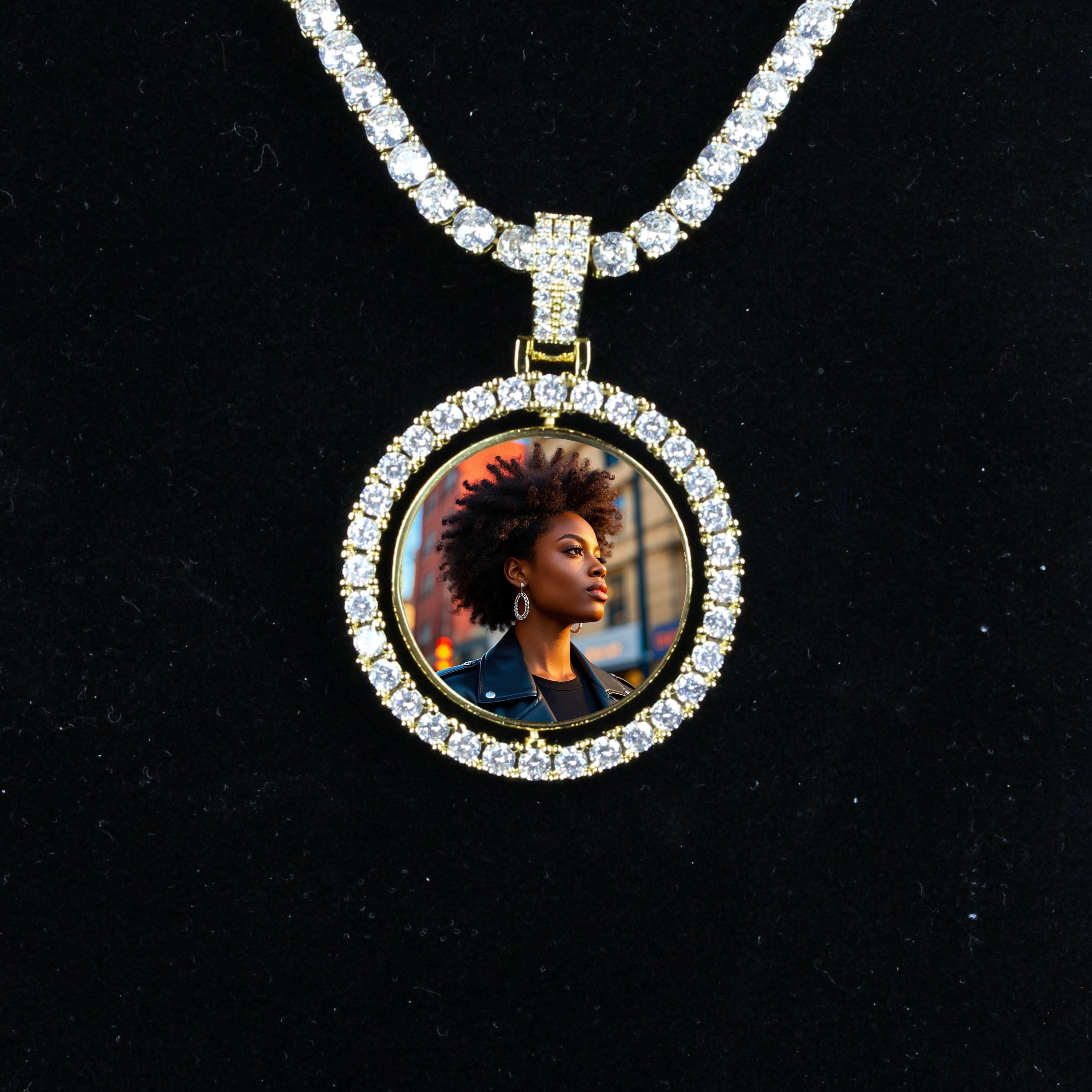 3D Spinning 2-Faced Custom Picture Pendant
